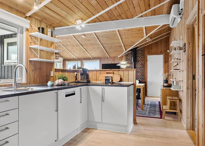 Tatil Evi Stunning In With Kitchen Sjolund